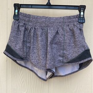 Hotty Hot Low-Rise lined LuluLemon short